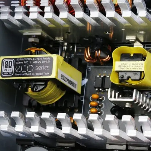 منبع تعذیه کامپیوتر مدل GP400A-ECO