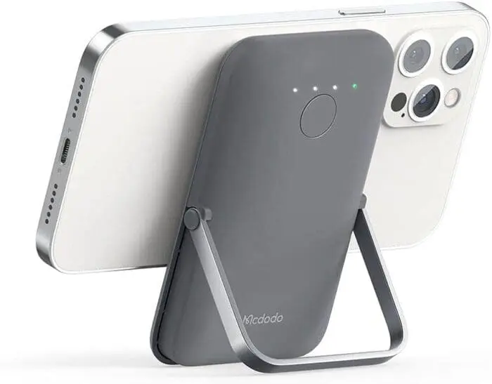 شارژر همراه مک دودو مدل MC-7050 ظرفیت 5000 میلی‌آمپر ساعت ا McDodo MC-7050 Gopower Magnetic PowerBank - Image 2