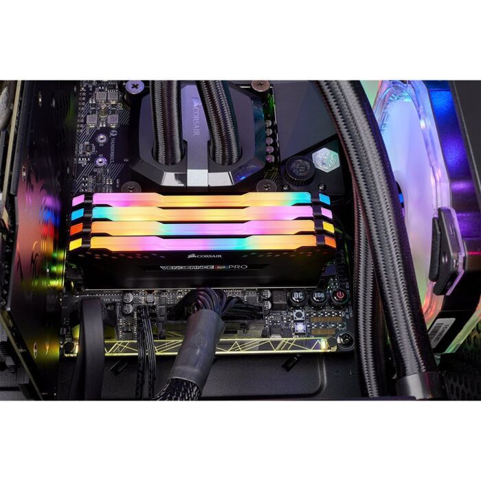 رم دسکتاپ DDR4 چهار کاناله 3600 مگاهرتز CL18 کورسیر ظرفیت 64 گیگابایت