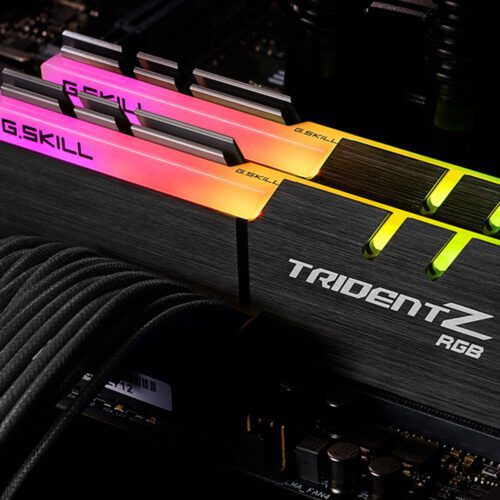 رم دسکتاپ DDR4 دو کاناله 4400 مگاهرتز CL17 جی اسکیل مدل Trident Z RGB ظرفیت 16 گیگابایت