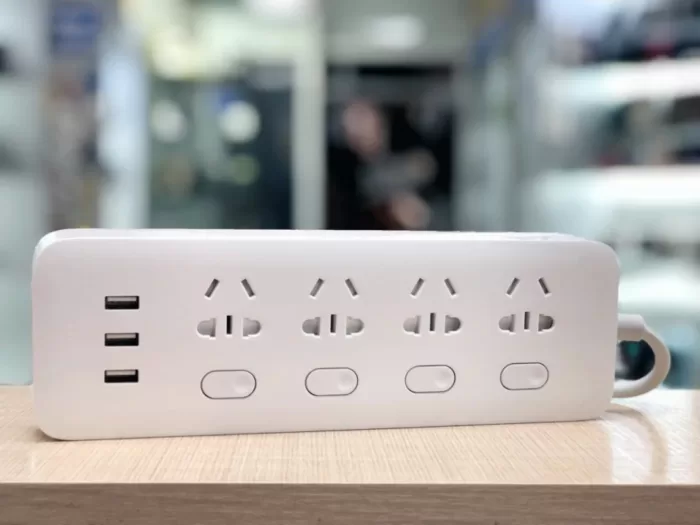 چندراهی و شارژر شیائومی ا Mi Power Strip 4 Socket 3 USB اورجینال پلمپ ارسال فوری - Image 2