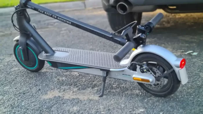 اسکوتر برقی شیائومی مرسدس بنز Mi Electric Scooter Pro 2 Mercedes-AMG Petronas F1 فروشگاه اینترنتی زیکتز