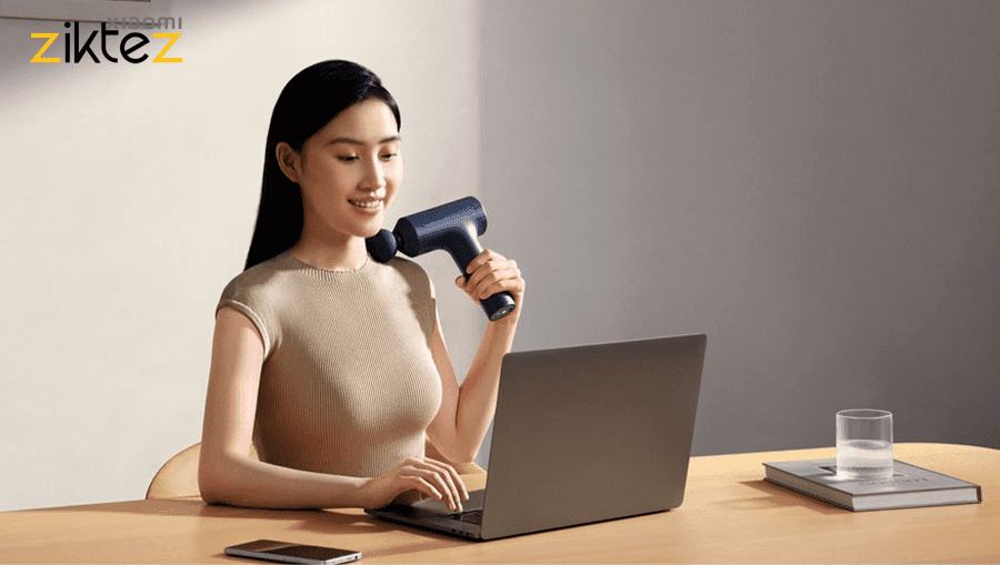 ماساژور تفنگی شیائومی Xiaomi Mijia Fascia Gun 3 مدل MJJMQ05YM با طراحی ارگونومیک و قابلیت ماساژ عمیق عضلات مناسب ورزشکاران و استفاده خانگی
